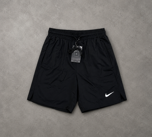 SHORT NIKE NOIR 218